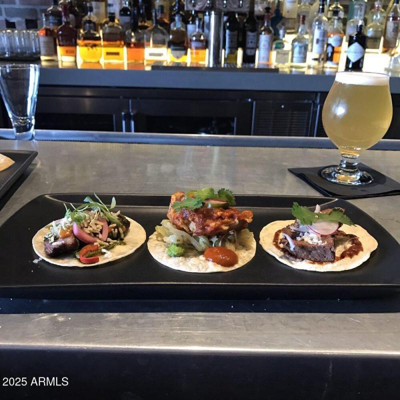 Crujiente Tacos Plate