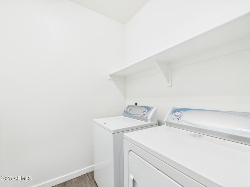 CAM02404G0-PR0141-STILL008