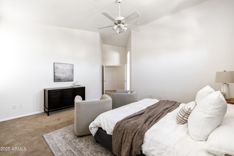 Primary_Bedroom_Photo_2