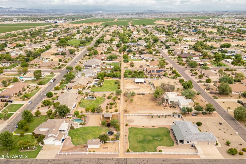 horse trail aerial_3