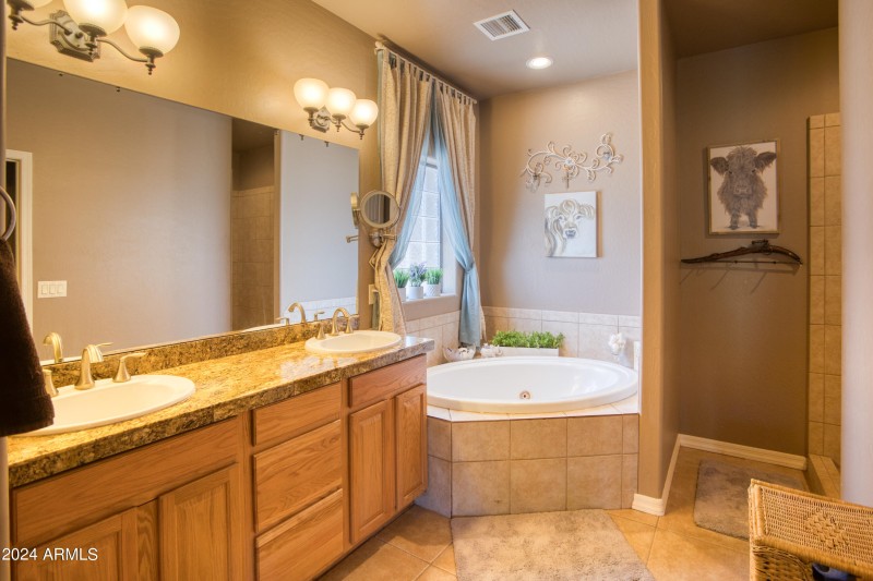 master bath garden tub
