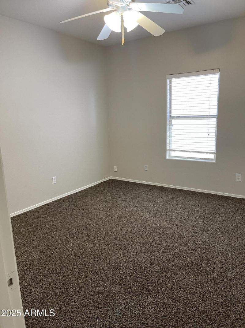 20221024_183406686_iOS