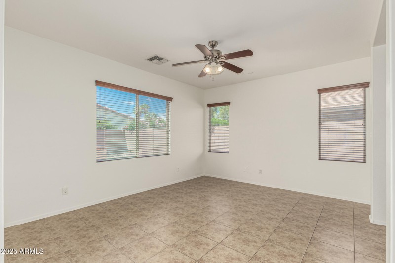 22 - South View 7048