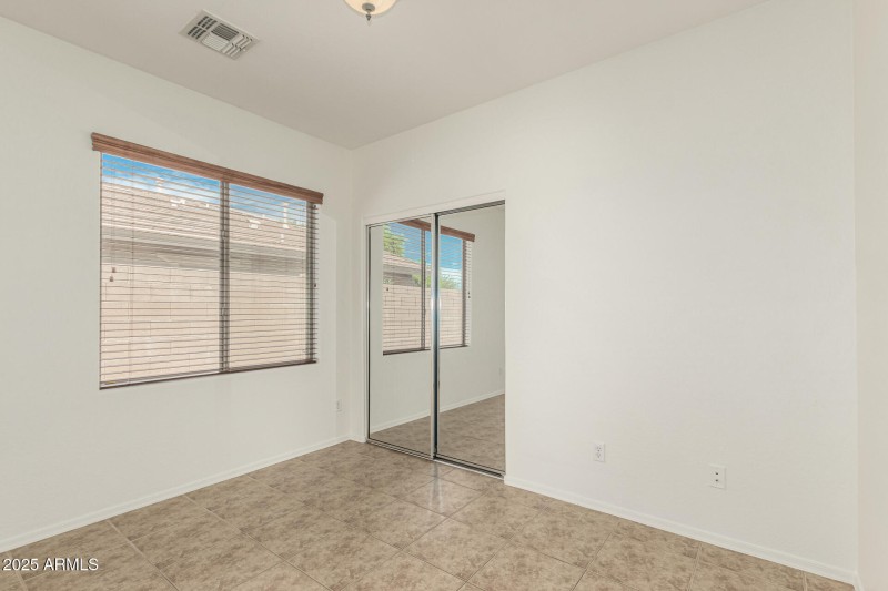 23 - South View 7048