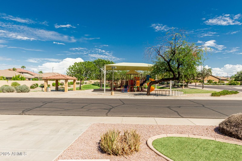 39 - South View 7048