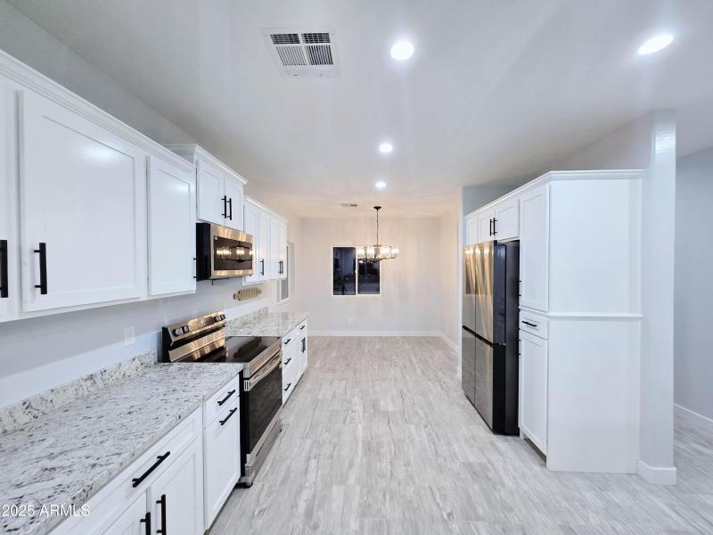 20250918_185127-VSCO