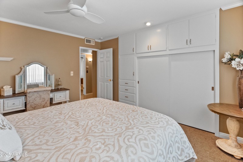 10229 W Bolivar Dr-2