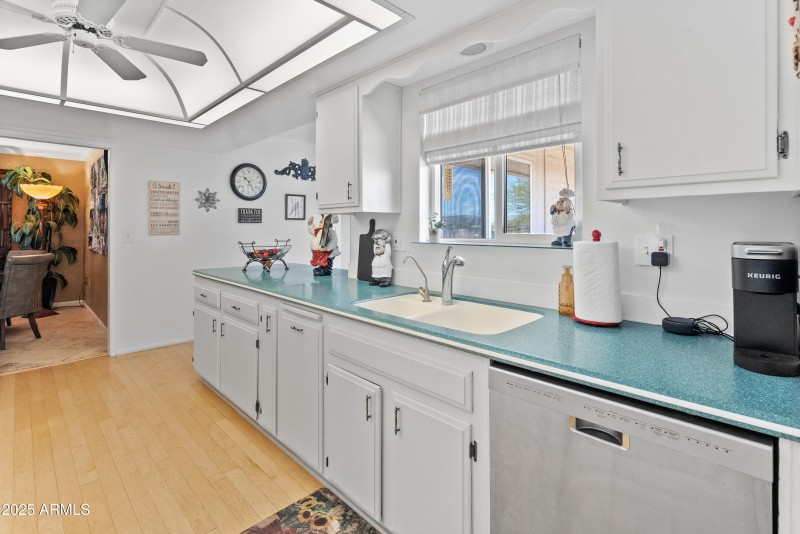 10229 W Bolivar Dr-20