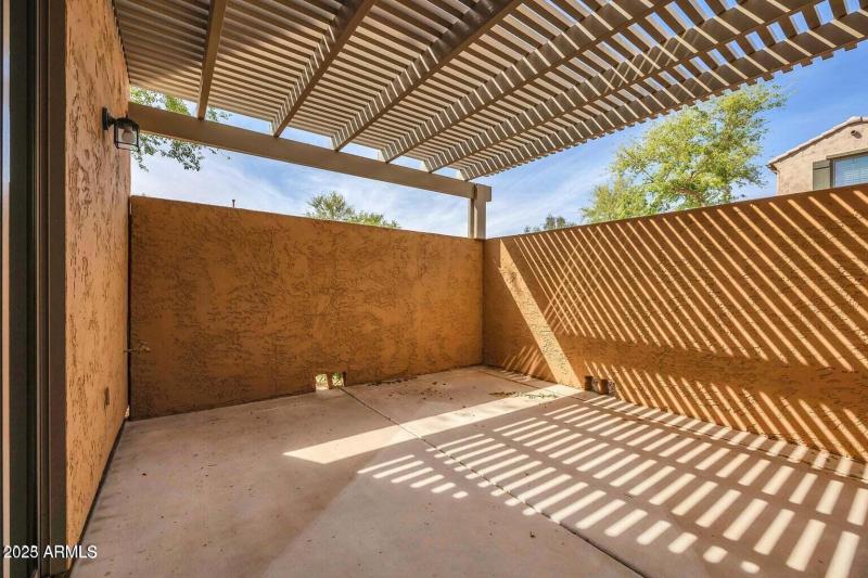 3639 W Thalia Ct - Patio w:pergola
