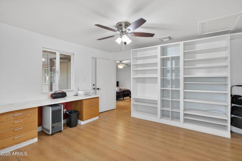 Craft Workspace Room