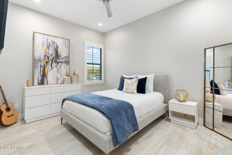 65-web-or-mls-DSC08803