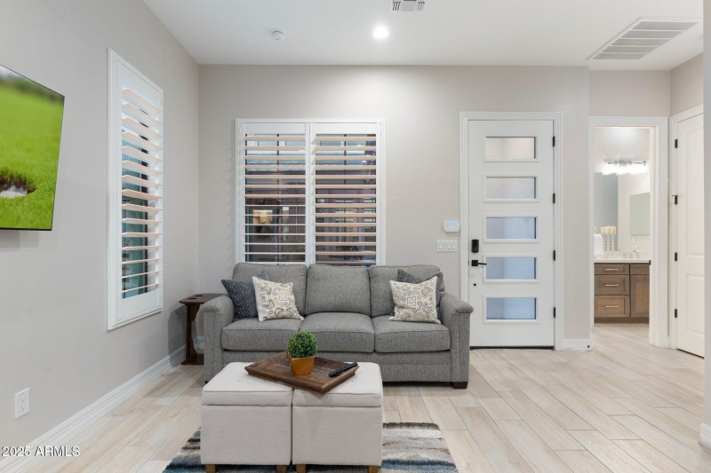 105-web-or-mls-DSC08967