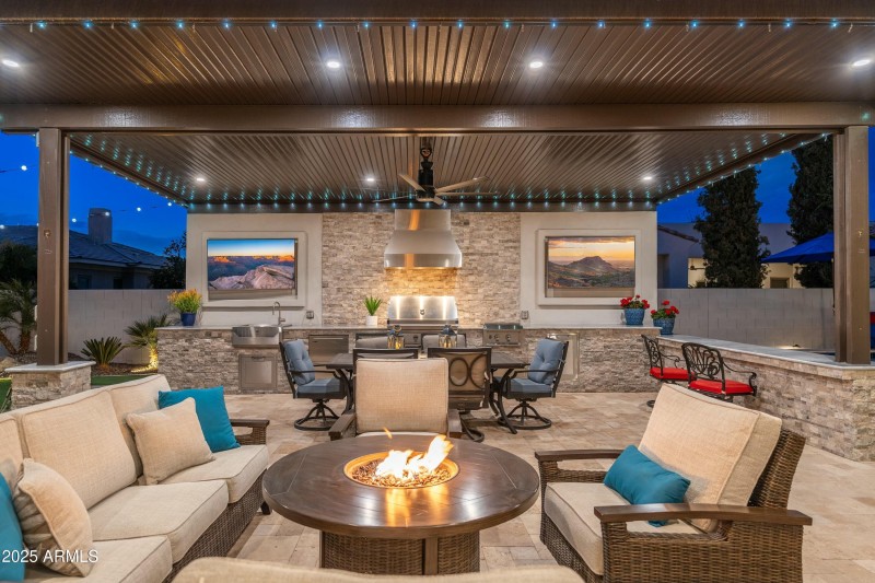 OUTSIDE Patio & KITCEN