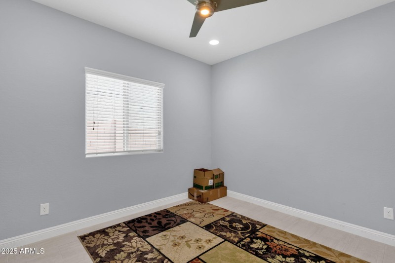 22-web-or-mls-10830-e-topaz-ave