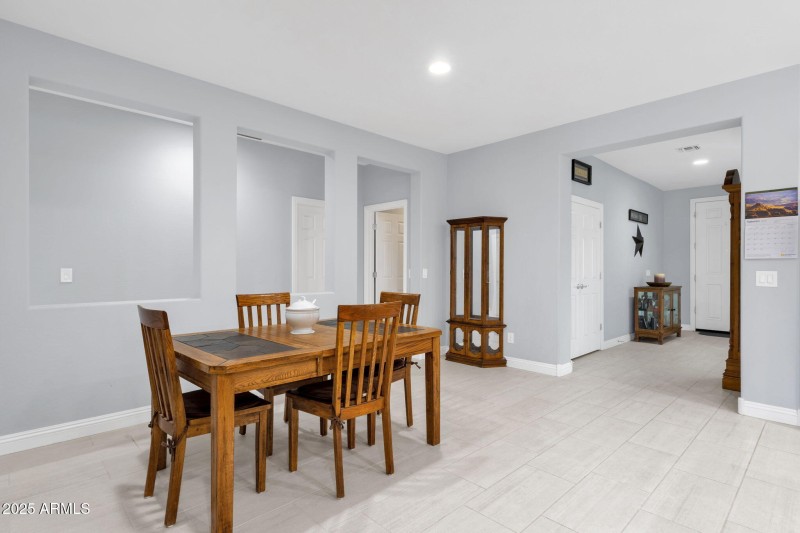 10-web-or-mls-10830-e-topaz-ave