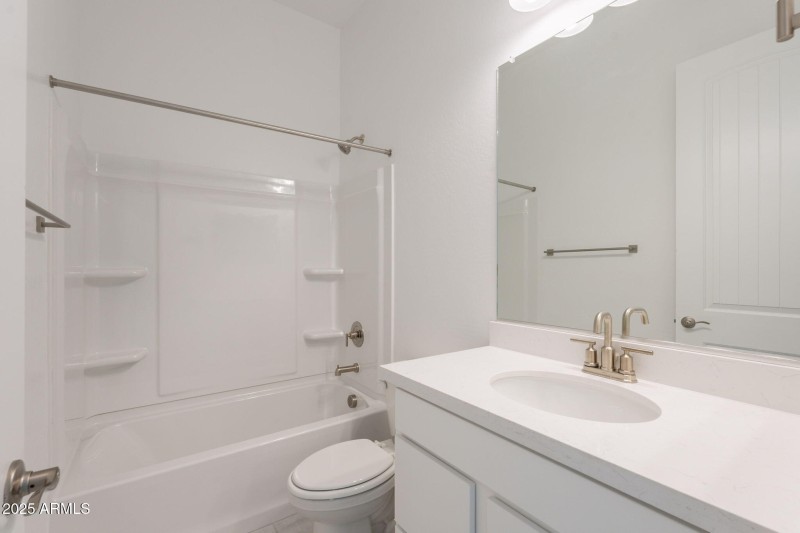 35-web-or-mls-Jackson-35