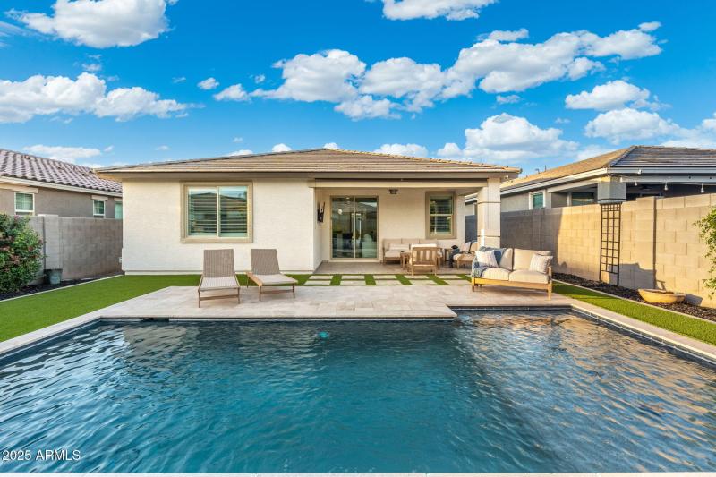 38-web-or-mls-DSC09180-HDR-Edit