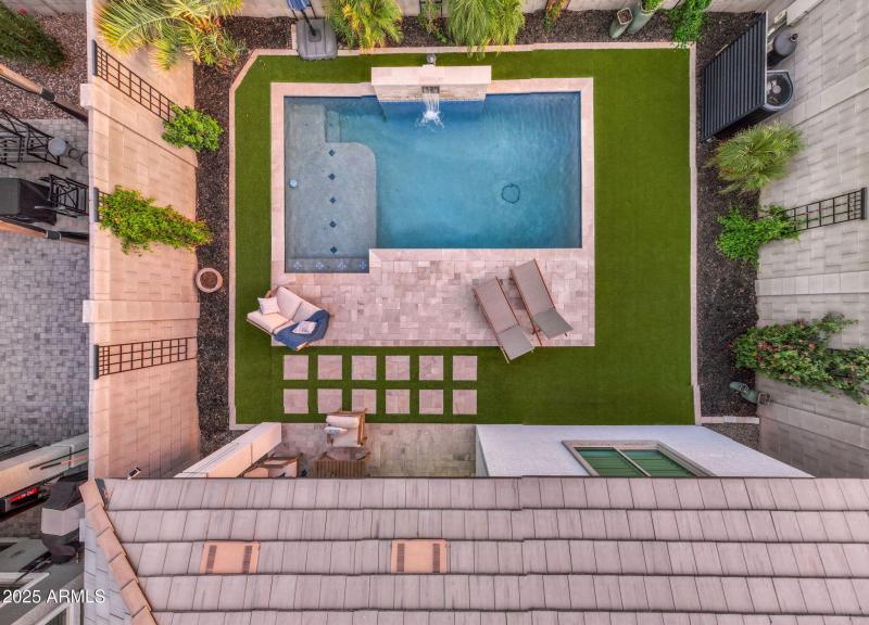 45-web-or-mls-DJI_0405