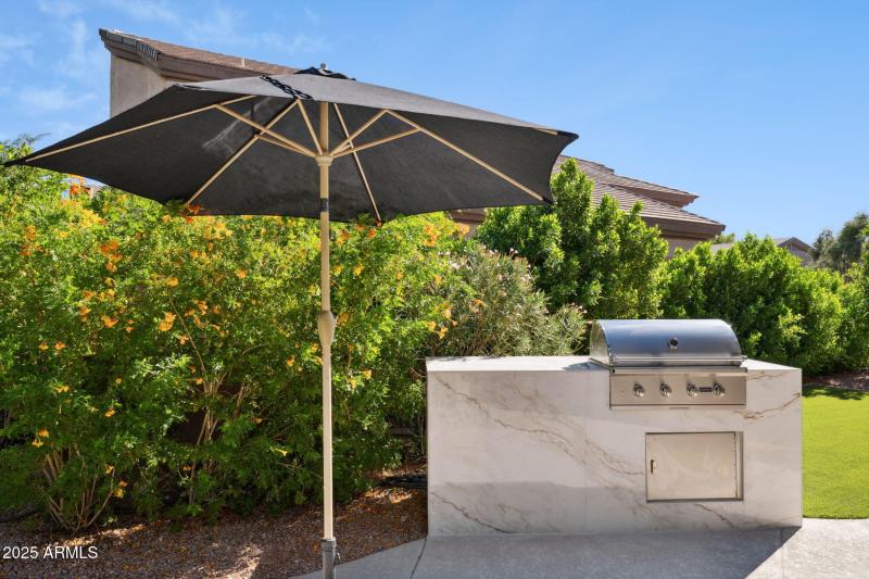 83-web-or-mls-6414-e-monte-cristo-ave