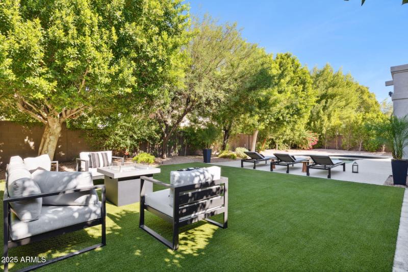 81-web-or-mls-6414-e-monte-cristo-ave