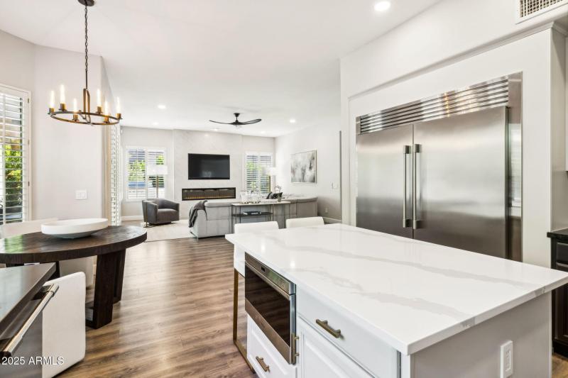 30-web-or-mls-6414-e-monte-cristo-ave