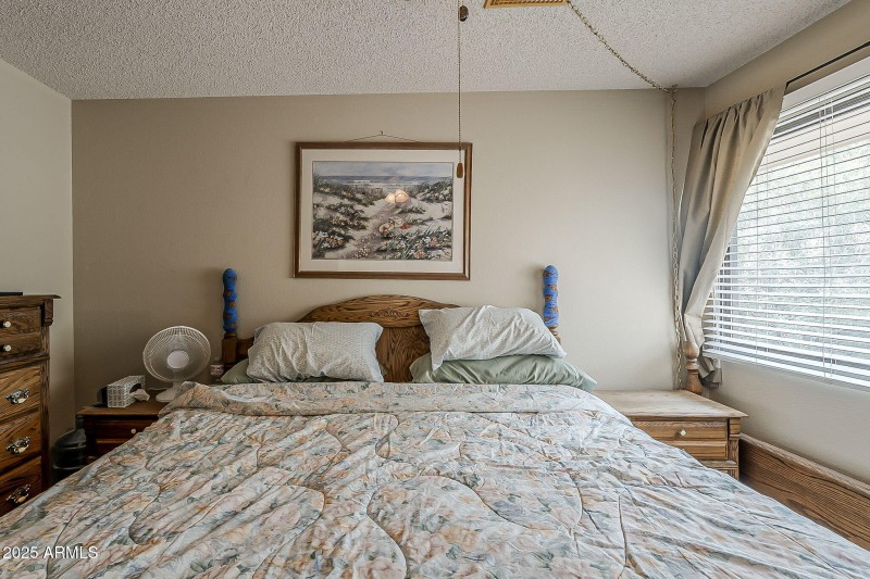 22-web-or-mls-Blue Bonnet-22