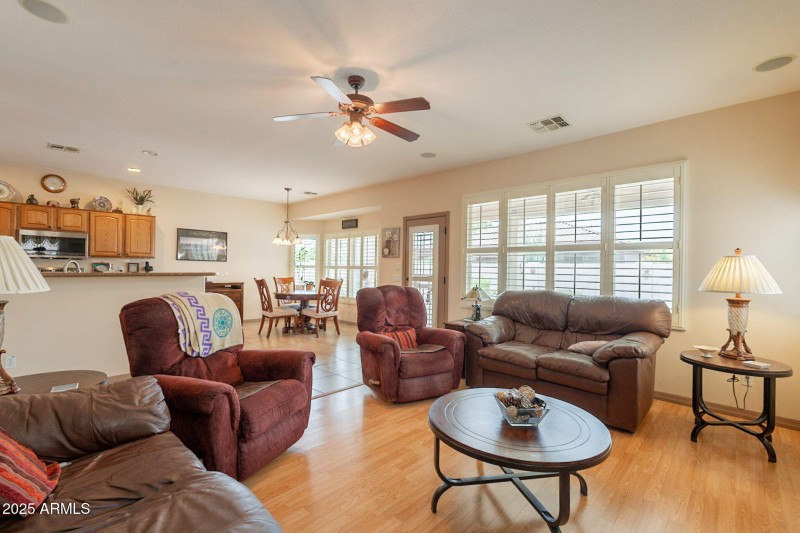 8-web-or-mls-Rolling-8