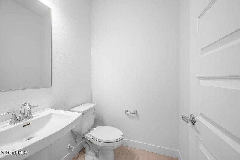 hj-az-phoenix-asante-vista-arlington-lot