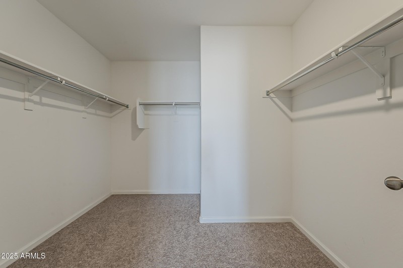 26-print-Carousel-26