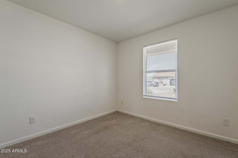 28-print-Carousel-28