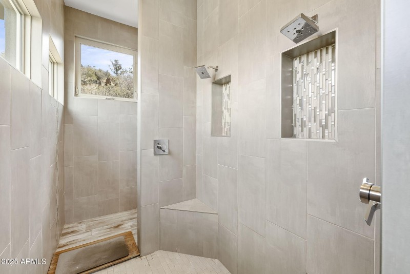 50-Primary Bathroom 4