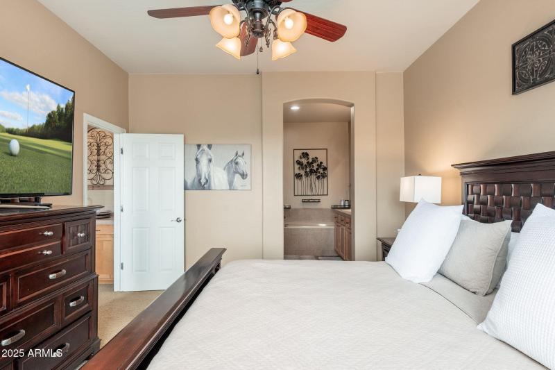 19550 N Grayhawk Dr UNIT 2063 - 021