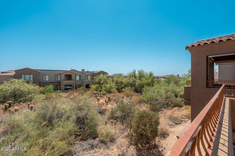 19550 N Grayhawk Dr UNIT 2063 - 027