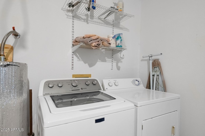 9821 E Birchwood Ave-large-023-009-TOD79