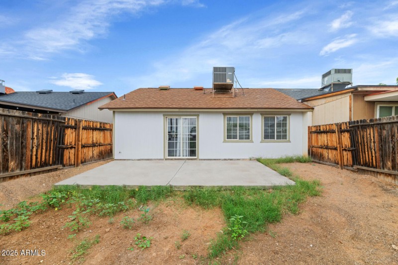 9821 E Birchwood Ave-large-024-016-TOD79