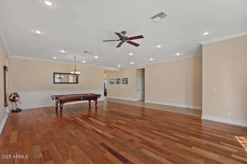 011-Living Room & Dining