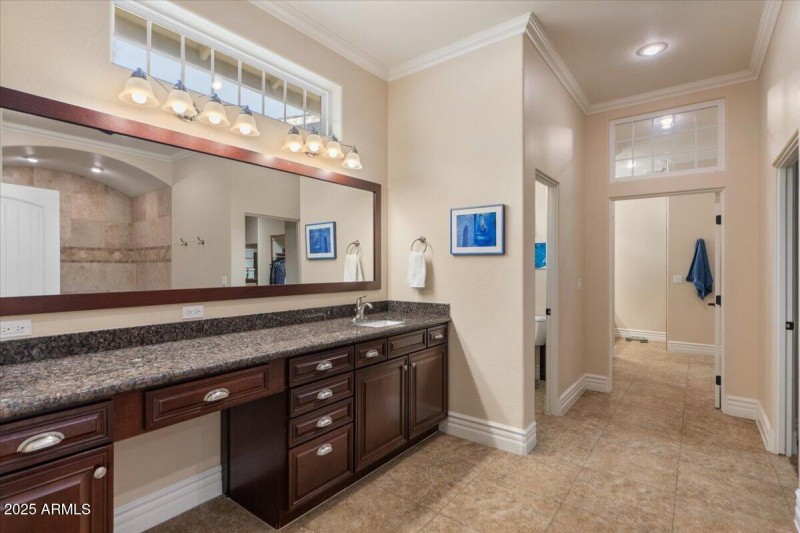 030-Primary bathroom