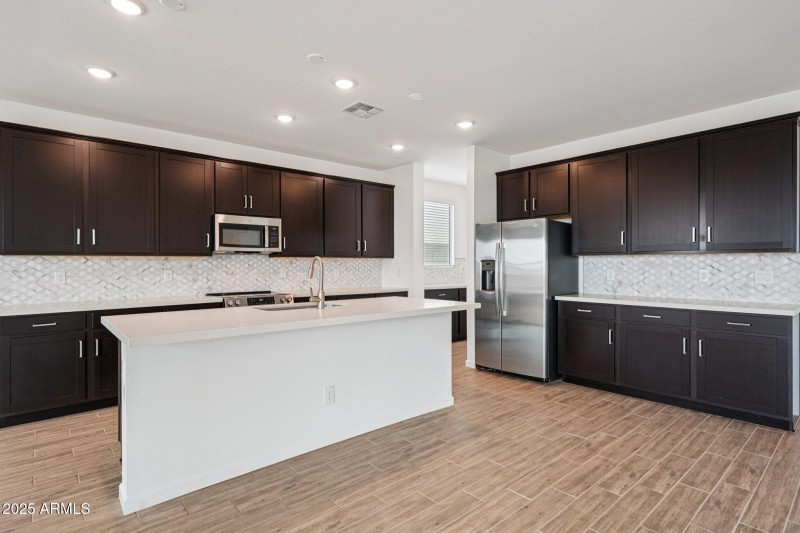 14-web-or-mls-W Brown St-S1909-014