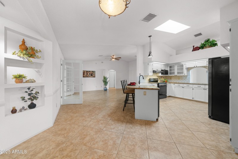 Interior - 4064 S Comanche Dr-7b