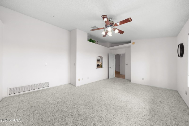 Interior - 4064 S Comanche Dr-24