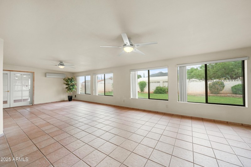 Interior - 4064 S Comanche Dr-29