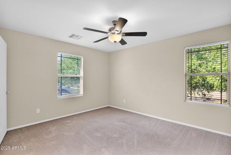 19-web-or-mls-P1292381