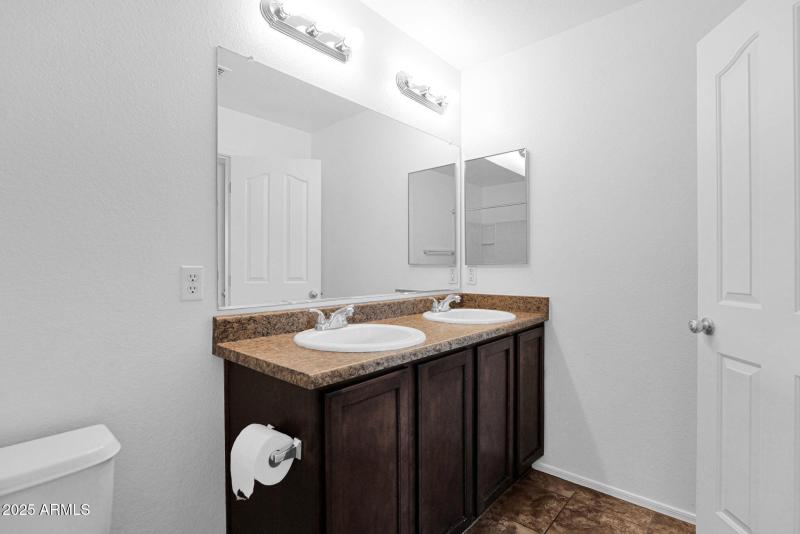 22-web-or-mls-P1292387