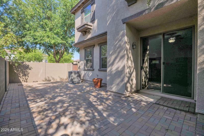 25-web-or-mls-P1292392