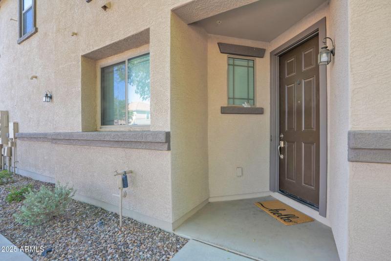 29-web-or-mls-P1292399