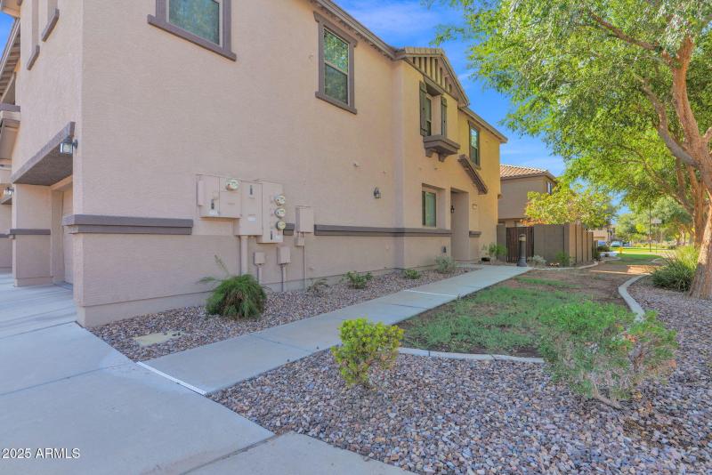 30-web-or-mls-P1292401