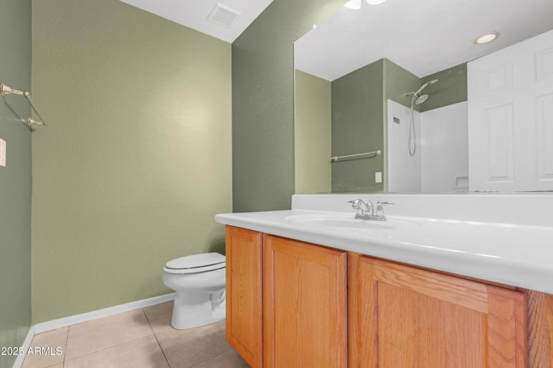 2nd Upstairs Guest Bath