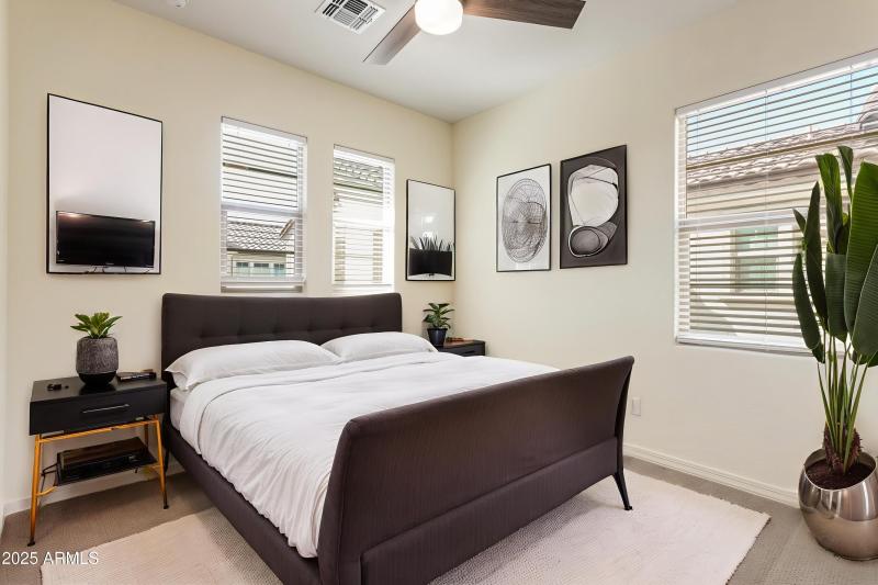 24-Follet - Bedroom - Industrial - 3