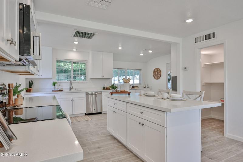 Recessed Canned Lights