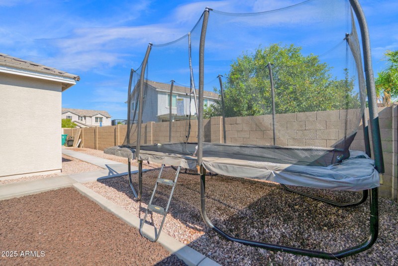 40-web-or-mls-P1303707